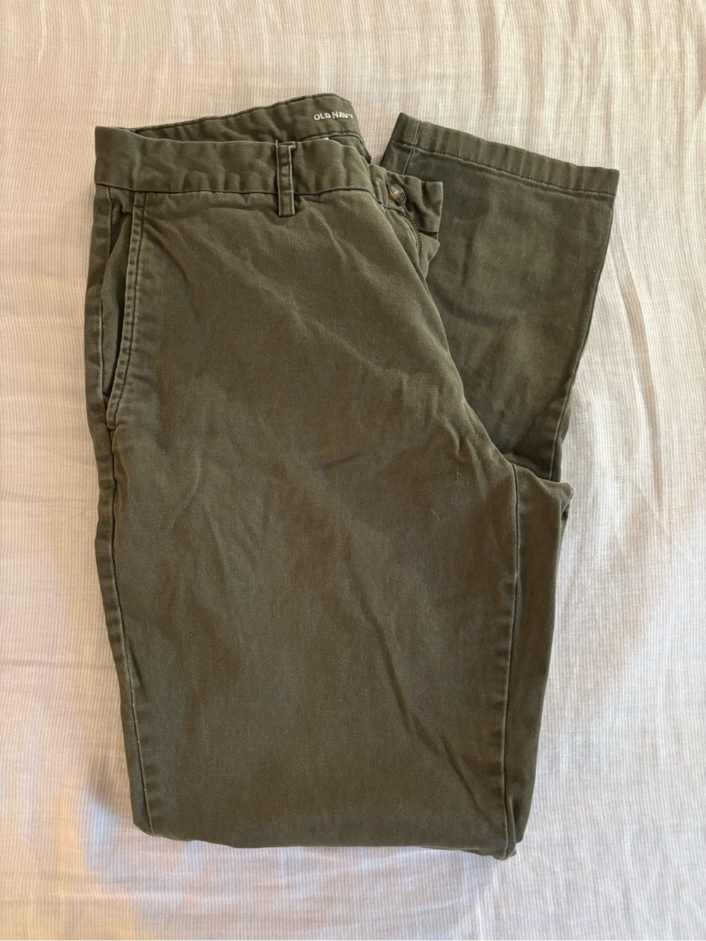 Old Navy Men's Olive Chino Pants - Dark Olive Green